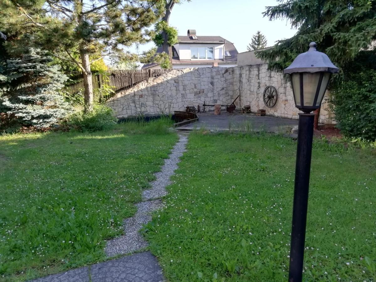 Villa Andy - Prague — Photos 2